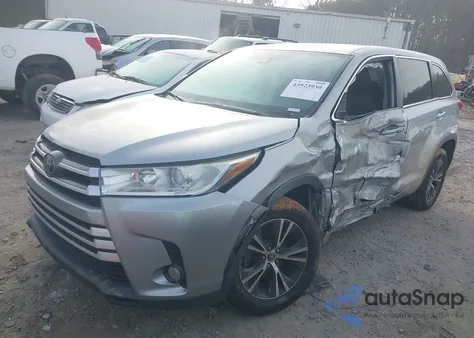 2018 Toyota Highlander Le Plus from USA, damaged, VIN 5TDZZRFH8JS286161